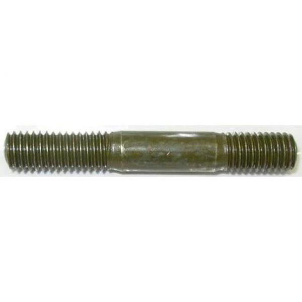 KT100 Cylinder to Head Stud (4)